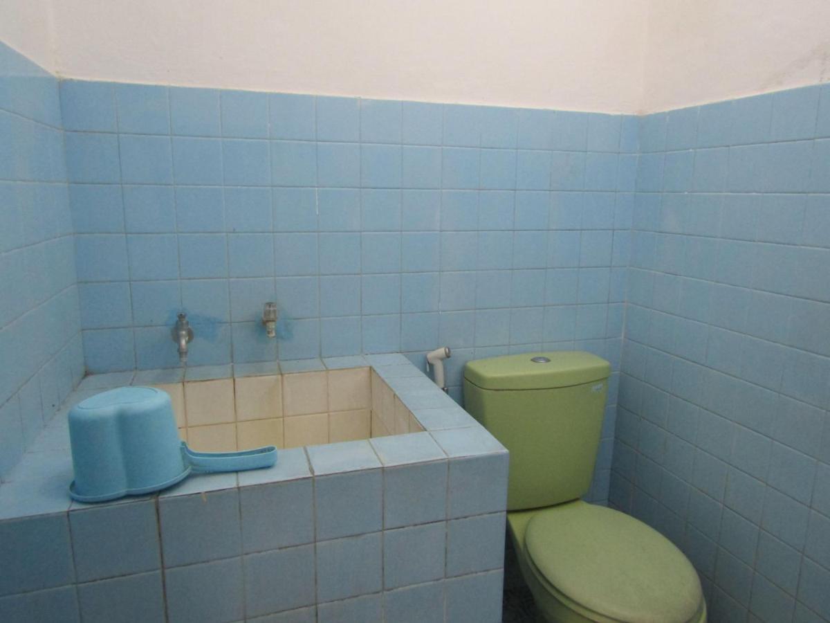 Hotel Pantes Sarangan Kültér fotó