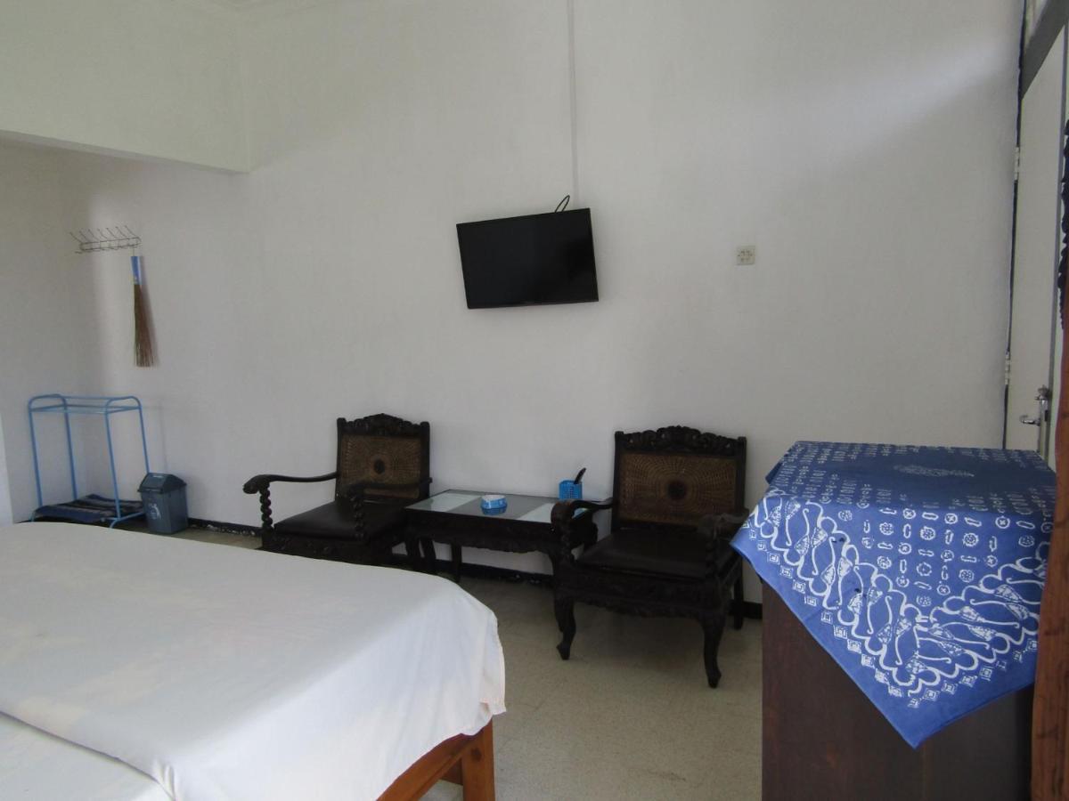 Hotel Pantes Sarangan Kültér fotó